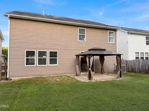 1812 Devonridge Drive Fuquay Varina NC 27526
