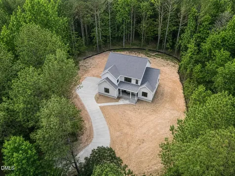 1040 Millbrook Circle Chapel Hill NC 27516