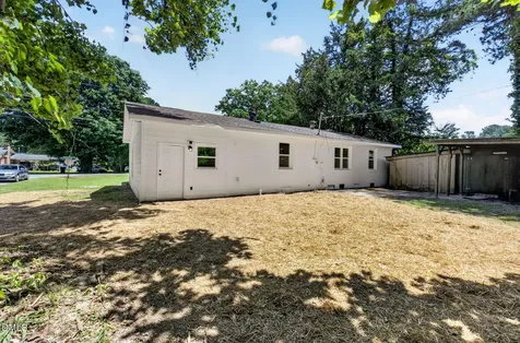 210 E Crestview Drive Smithfield NC 27577