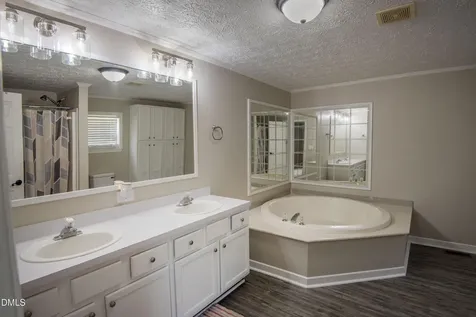 41 Stable Road Tarboro NC 27886