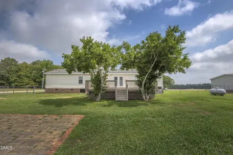 41 Stable Road Tarboro NC 27886