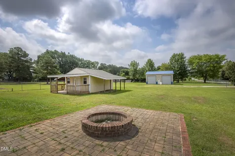 41 Stable Road Tarboro NC 27886