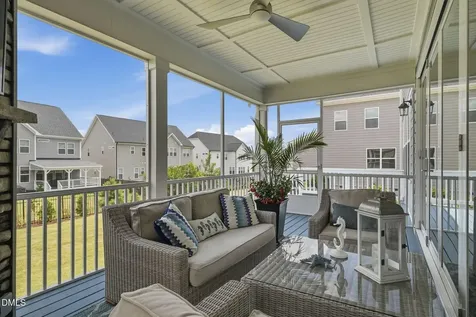 139 Grantham House Way Apex NC 27523