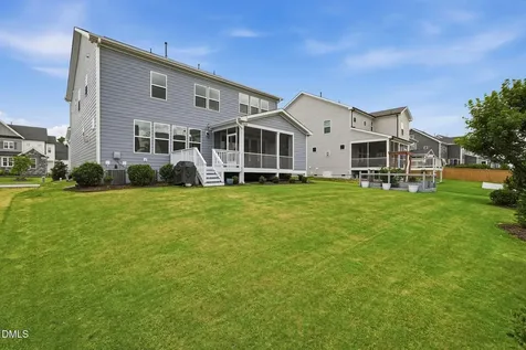 139 Grantham House Way Apex NC 27523