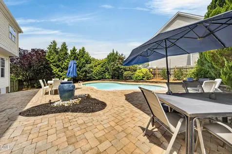 1258 Horsham Way Apex NC 27502