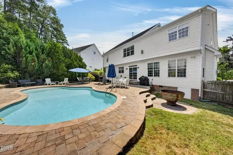 1258 Horsham Way Apex NC 27502