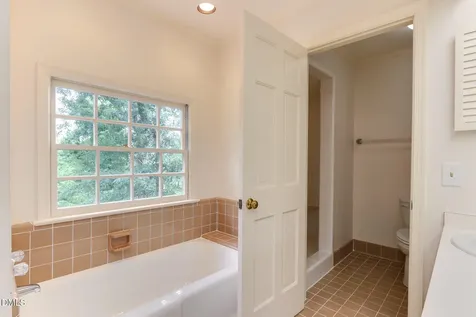 3102 Eton Road Raleigh NC 27608
