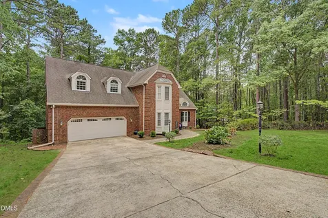 5517 N Hawthorne Way Raleigh NC 27613