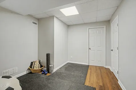 5517 N Hawthorne Way Raleigh NC 27613