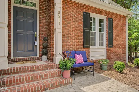 5517 N Hawthorne Way Raleigh NC 27613