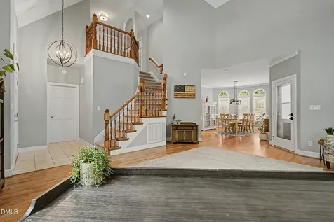 5517 N Hawthorne Way Raleigh NC 27613