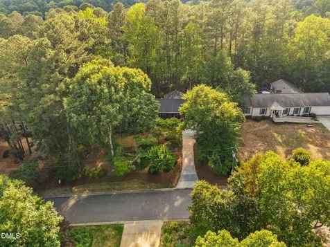 6017 Dodsworth Drive Raleigh NC 27612