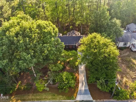 6017 Dodsworth Drive Raleigh NC 27612