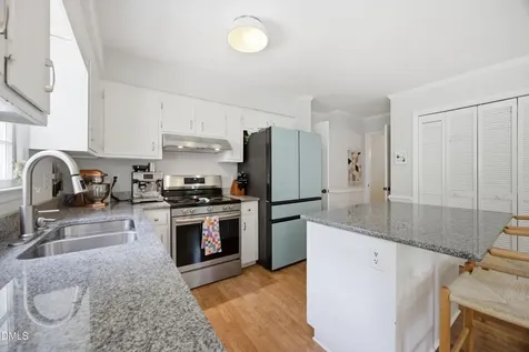 2804 Pidgeon Hill Road Raleigh NC 27613