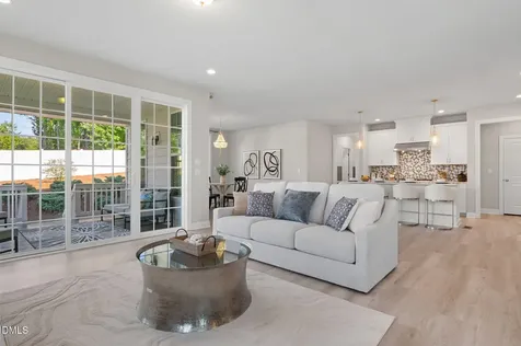 405 Gartrell Way Cary NC 27519