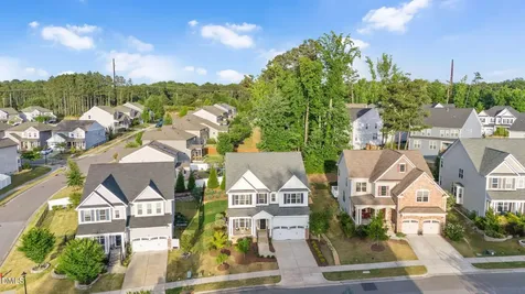 405 Gartrell Way Cary NC 27519