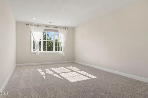 405 Gartrell Way Cary NC 27519