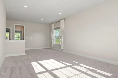 405 Gartrell Way Cary NC 27519