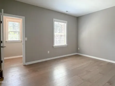 3803 Essex Garden Lane Raleigh NC 27612