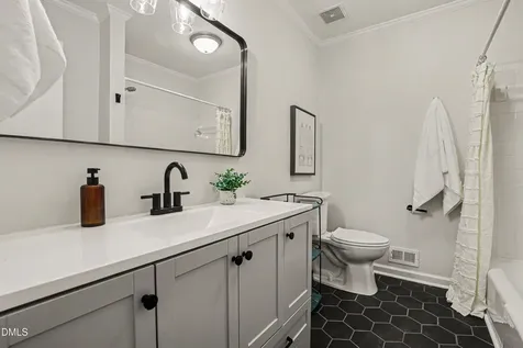 3736 Yorktown Place Raleigh NC 27609