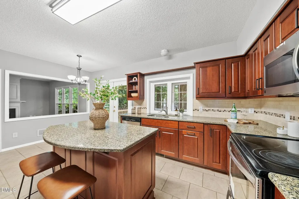 108 Woodshire Lane Chapel Hill NC 27514