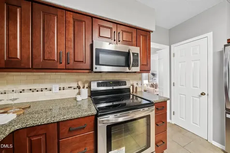 108 Woodshire Lane Chapel Hill NC 27514