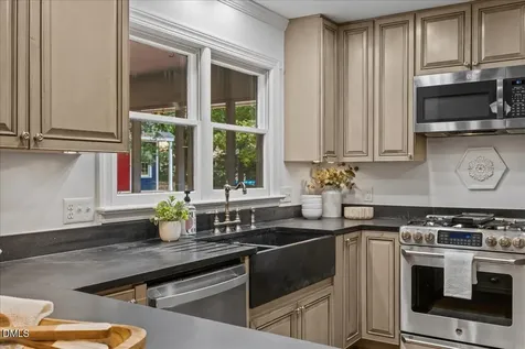6516 Bakersfield Drive Raleigh NC 27606