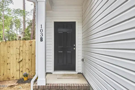 103 B Garden Street Chapel Hill NC 27517