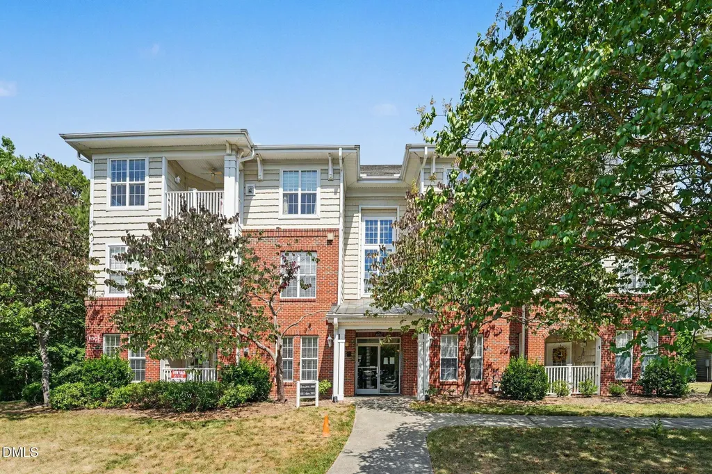 1013 Arborgate Circle Chapel Hill NC 27514