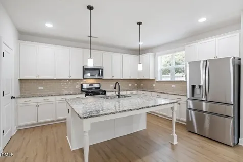 2104 Temple Hills Way Fuquay Varina NC 27526