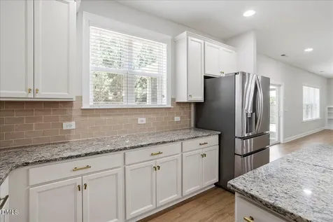 2104 Temple Hills Way Fuquay Varina NC 27526