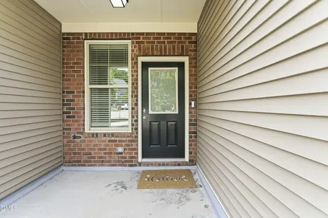 707 Davenbury Way Cary NC 27513