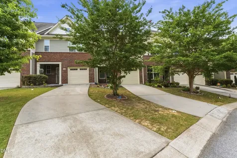 707 Davenbury Way Cary NC 27513