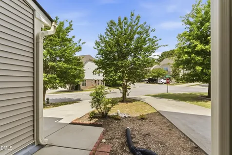 707 Davenbury Way Cary NC 27513