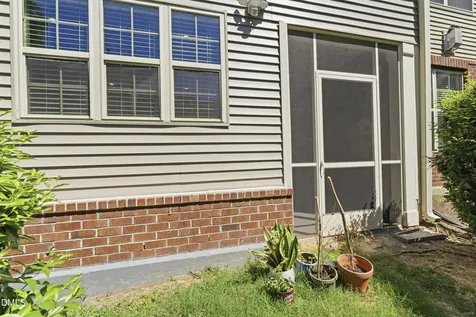 707 Davenbury Way Cary NC 27513