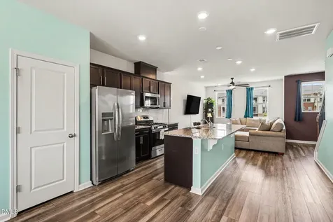 2541 Kasota Lane Raleigh NC 27610
