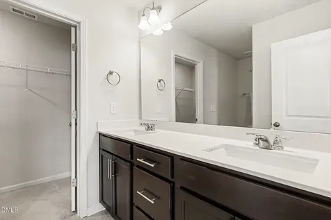 2541 Kasota Lane Raleigh NC 27610