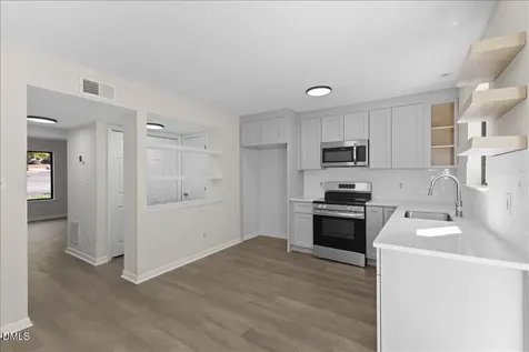 5806 Shady Grove Circle Raleigh NC 27609
