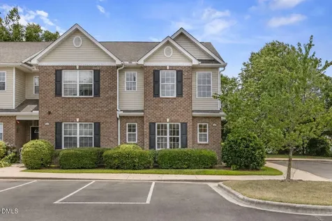 352 E Willhaven Drive Fuquay Varina NC 27526