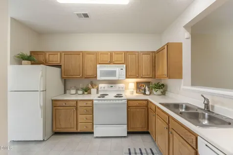 352 E Willhaven Drive Fuquay Varina NC 27526
