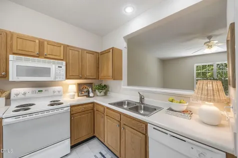 352 E Willhaven Drive Fuquay Varina NC 27526