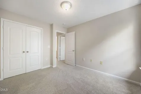 352 E Willhaven Drive Fuquay Varina NC 27526