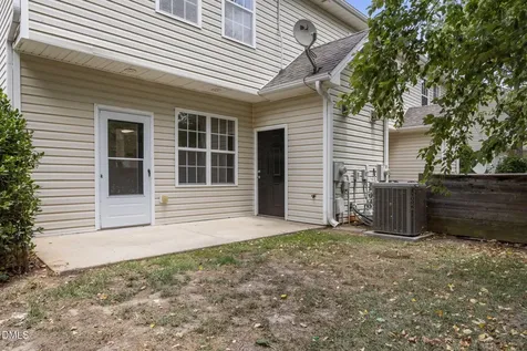 352 E Willhaven Drive Fuquay Varina NC 27526