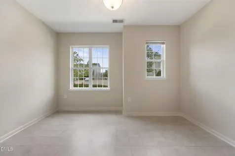 352 E Willhaven Drive Fuquay Varina NC 27526