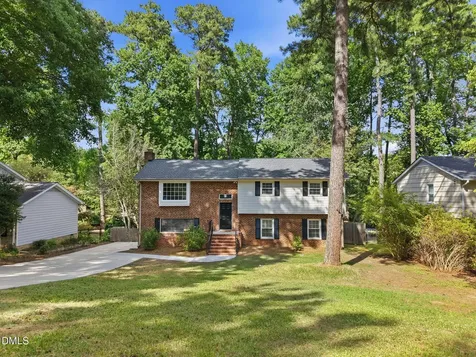 7608 Fiesta Way Raleigh NC 27615
