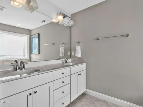 190 Southern Acrs Drive Fuquay Varina NC 27526