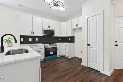 6209 River Breeze Court Raleigh NC 27604