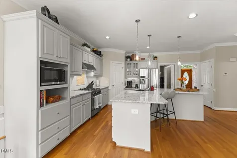 105 Morninghills Court Cary NC 27518