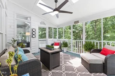 105 Morninghills Court Cary NC 27518
