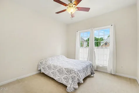 1810 Turning Leaf Lane Durham NC 27712